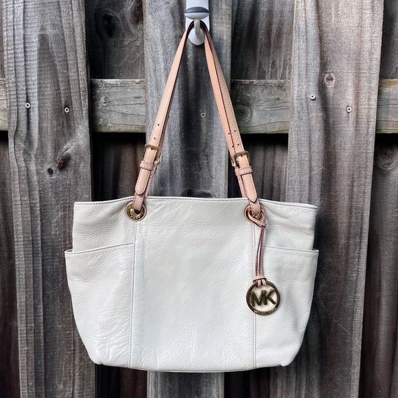 Michael Kors Leather Jet Set Tote - Picture 3 of 13